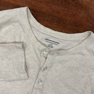 Amazon Essentials‎ Slim Fit Long Sleeve Henley Men’s L Beige Cotton Shirt